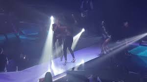 Τα άτονα βήματα τα έκανες ζωηρά. Pao Lyrics Ivi Adamou Elyrics Net