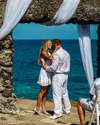 Michelle Thomas Were Married At Puerto Hermina In Quebradillas Puerto Rico This Beautiful Beach Is Gorgeous Sunset Beautiful Beaches Wedding In Puerto Rico