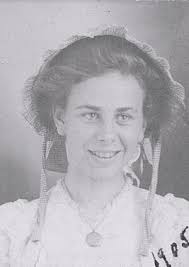 Lois Marie (Pett) Hoth (1886-1967)