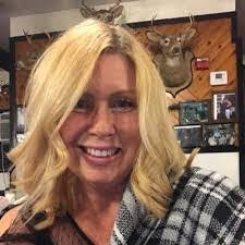 Dena Betz's Instagram, Twitter & Facebook