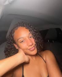 Kyra Bell's Instagram, Twitter & Facebook