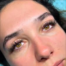 I have 1 spot left for a full set of lashes for $85 OR a lash lift and tint  for $75! Just in time for thanksgiving 🦃 2:00pm is available! Message me