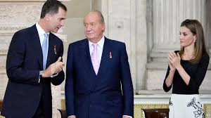 Así fue la humillación pública del rey Juan Carlos a la reina Letizia, por la que tuvo que intervenir Felipe VI | Vozpópuli