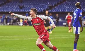 View the profiles of people named roland sallai. Roland Sallai Verlangert Vertrag Sc Freiburg