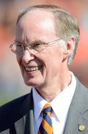 Auburn homecoming queen's adoptive mother says she's proud of daughter  (photos)