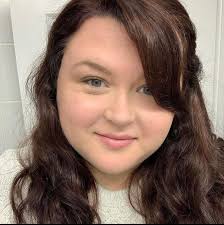 Hello, I'm Brianna and something to know about me is i lovrbto read