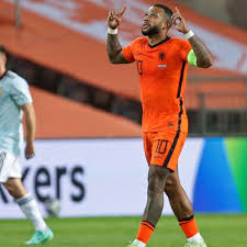 Compare memphis depay to top 5 similar players similar players are based on their statistical profiles. Holland S Memphis Depay Denies Scotland At The Death