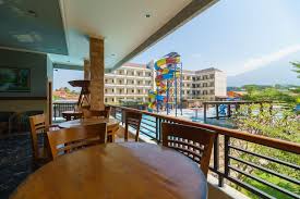 Produknya pun sama yaitu menghasilkan informasi berupa laporan keuangan. Reddoorz Resort Premium Sangkan Hurip Kuningan Kuningan Booking Murah Di Tiket Com