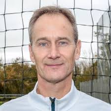 Så blev der officielt skrevet under på kontrakten med Kickstart Football  Academy, Bangalore, Karnataka, India. Med start d. 1. April 2018