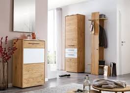 Von der decke hängende design garderobe aus holz verschiedene holzarten intelligentes, dänisches design » ausgefallene garderobe jetzt.modernes garderobenset aus holz für kleine flure mit wandgarderobe und schuhregal clevere details dänisches design » garderobenset für. Diele Garderobe In Vielen Designs Mondo Jetzt Entdecken