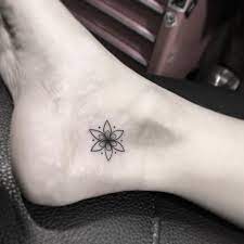 Small Tattoo Cost It May Not Always Be Less Money Tatuagem Discreta Tatuagem Pequena No Tornozelo Tatuagens Para Mulheres Pequenas