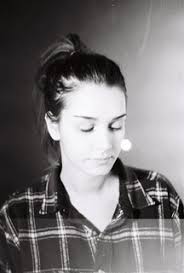 Sarah Thebeau's Instagram, Twitter & Facebook