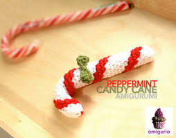 And it goes like this. 32 Crochet Peppermint Christmas Goodies You Should Definitely Make