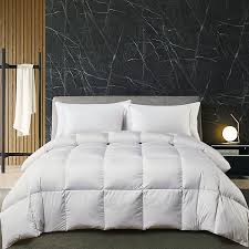 Hotel comforters sets sold on alibaba.com are trendy, with different colors and designs. Hotel Suite White Goose All Seasons Comforter Bedding
