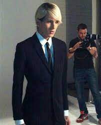 What beauty yours look like with and without makeup insider. Jeffree Star In A Suit 3 Jeffree Star Jefree Star Jeffree Star Cosmetics