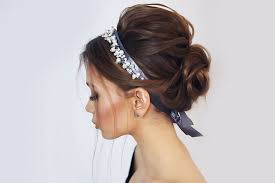 Even though these 2 updos look quite intricate, you will find that they are actually pretty quick and easy to create! 40 Dreamy Homecoming Hairstyles Fit For A Queen