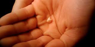 Berikut ini adalah beberapa arti dari mimpi gigi patah, di antaranya adalah mimpi menyikat gigi/rambut, mimpi menyikat gigi, mimpi membersihkan gigi yang. Menurut Psikologi Ini Makna Mimpi Gigi Copot Merdeka Com