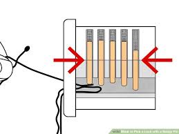 How To Pick A Master Lock With A Bobby Pin Pick A Lock With A Bobby Pin Bobby Pins Bobby Master Key