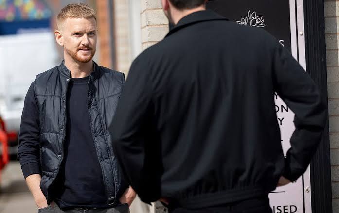 Corrie reveals there are "still feelings" between Gary and Sarah