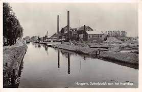 Kraan wordt gebruikt voor de overslag van kalksteentjes en volgens mij is het een bailey. Hoogkerk Suikerfabriek Aan Het Hoendiep 1943 Groningen Hc6270 House Of Cards
