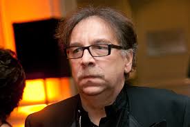 A club 54 együttes tagja. A Tarsasag Kozepe Volt Palyatarsak Emlekeznek Bajor Imrere