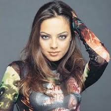 Stream Saad Farid music