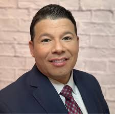 Should I bring my own golf clubs or rent them when playing at Mayakoba in  Mexico?