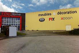 Maybe you would like to learn more about one of these? H H Une Enseigne De Meubles Discrete Qui