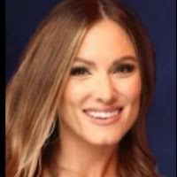 Helen Winchell's Instagram, Twitter & Facebook