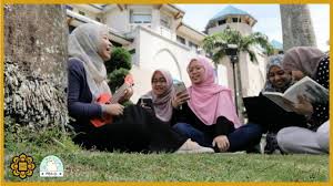 The international islamic university (iium) is a public university in malaysia (selangor). Welcome To International Islamic University Malaysia Iium By Msgirls Malaysia Youtube