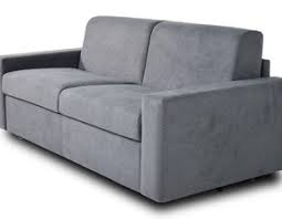 La linea elegante e moderna ottenuta con l'impiego del piedino a slitta in acciaio colore antracite, lo distingue da tutti gli altri modelli del catalogo. Outlet Divani Store Prodotti In Offerta Ed Occasioni