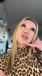 Danielle Jeffries's Instagram, Twitter & Facebook