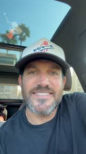 One Hot Minute (short film) One Hot Minute. This film depicts our  infatuation with NYC, motorcycles and vintage skate videos. One Hot Minute  was filmed over the course of 10 days on