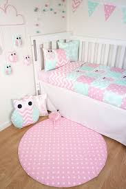 Todas Las Telas Son De Un Algodon O Poliester Algodon Bateo Es Sintetico Hacer Esta Manta Calida Y Su Baby Pink Bedding Baby Bedding Sets Baby Room Decor