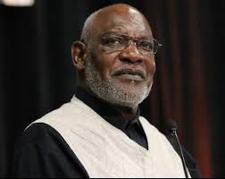 Dwight Lee's Instagram, Twitter & Facebook