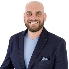 Derek Sells Real Estate