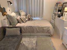 I took down notes so i could do a home makeover. 50 Korean Bedroom Ideas Korean Bedroom Ideas Bedroom Decor Bedroom Design