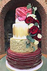 Cake With Carrot And Ricotta Clean Eating Snacks Recipe Metallic Wedding Cakes Fall Wedding Cakes Burgundy Wedding Cake