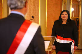 El ministro de defensa acompaña al presidente a una gira por centroamérica. Conoce El Perfil De Nuria Esparch La Primera Ministra De Defensa Del Peru Noticias Agencia Peruana De Noticias Andina