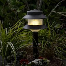 Paradise Low Voltage Incandescent 4 Watt Black Outdoor Landscape 2 Tier Path Light Gl22627bk The Home Depot