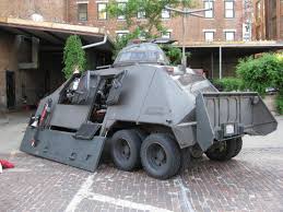 Bigtiff12 , craft372 display options: Pic Check Out This Bad Boy Tiv Storm Chaser Vehicle Diecast Zone Tornado Chasers Bug Out Vehicle Chaser