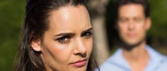 4 Ways NOT to Comfort Someone