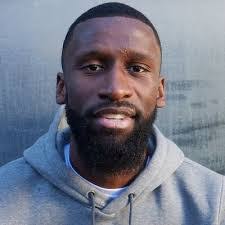 Abraham Gutierrez's Instagram, Twitter & Facebook