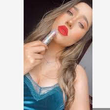 Andrea Magallanes's Instagram, Twitter & Facebook