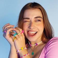 Bella Russo na Disney 🏰 (@bellarussov)