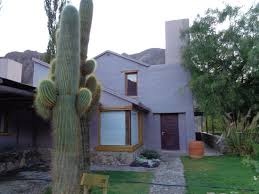 El cactus es una variedad suculenta de la familia de las cactáceas, que se divide en 170 géneros y más de 2.000 especies conocidas. Entrada De La Casa Picture Of La Comarca Hotel Purmamarca Tripadvisor