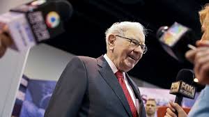 Born august 30, 1930) is an american investor, business tycoon, philanthropist, and the chairman and ceo of berkshire hathaway. Warren Buffett Bets On Old Media With Backing Of 2 7bn Broadcast Deal Financial Times
