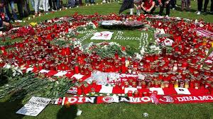 He was playing a game he loved, and seconds later he just dies. Romanian Fans Say Bon Voyage To Patrick Ekeng The Footballer Who Died At Local Match Romania Insider