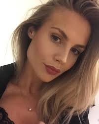 The latest tweets from maja nilsson (@majanilsson). Maja Nilsson Lindelof On Instagram When It S Dark You Don T Need That Filter Time For Tonight S Game Frisyrer Outfit Ideer