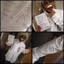 Diy Albert Einstein Costume Maskerix Com Albert Einstein Costume Diy Costumes Kids Einstein